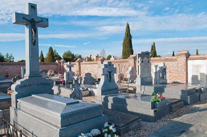 IMG_01 кладбища в Москве