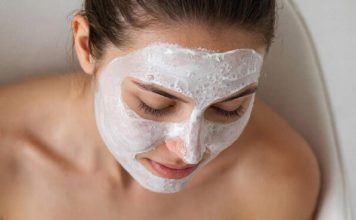 Что делать, если кожа шелушится и стянута: экстренная помощь в домашних условиях Что делать, если кожа шелушится и стянута